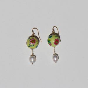 
                  
                    Load image into Gallery viewer, Lennon Earrings
                  
                